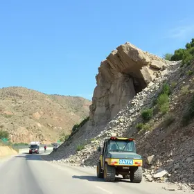 desmonte de rocha